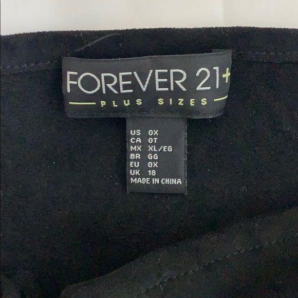 Forever 21 Plus 0x Faux Suede Tie Up Top - Picture 6 of 6